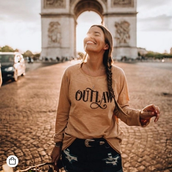 Outlaw Sloppy Joe Sweater Honey S Spell Designs Pullover Tee - Picture 2 of 16